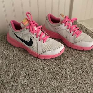 Girls Nike shoes